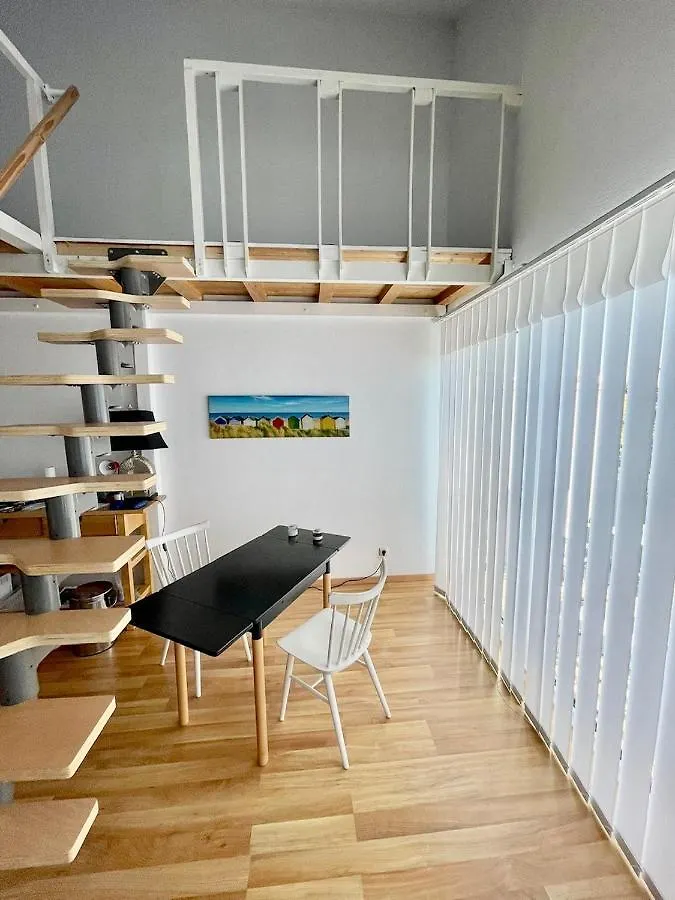 Appartement Cozy Dachgeschoss-Atelier Studios Munich